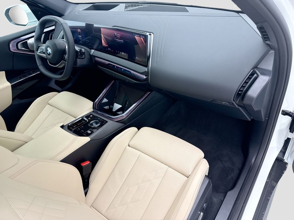 Thumbnail: 2026 BMW X3 - 16