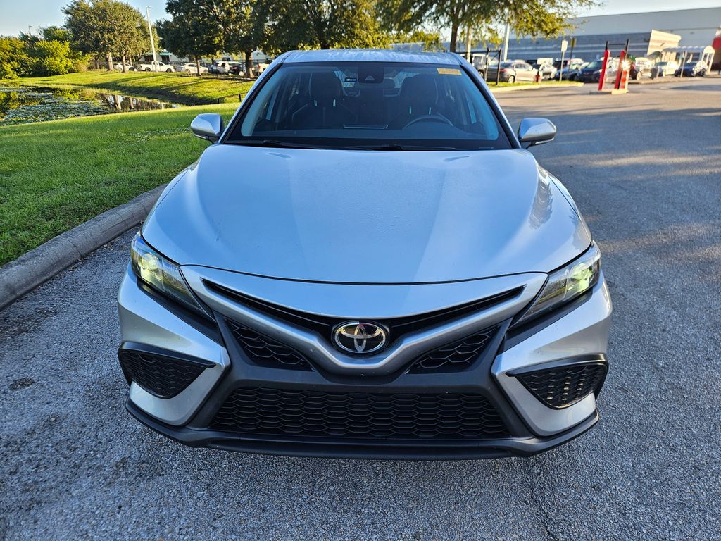 Thumbnail: 2024 Toyota Camry - 8