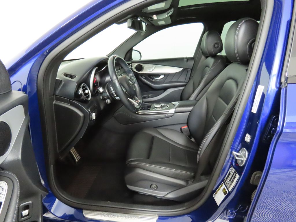 2019 Mercedes-Benz GLC 300 19