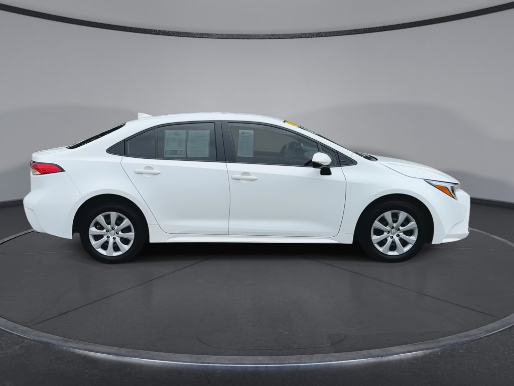 Thumbnail: 2026 Toyota Corolla - 9