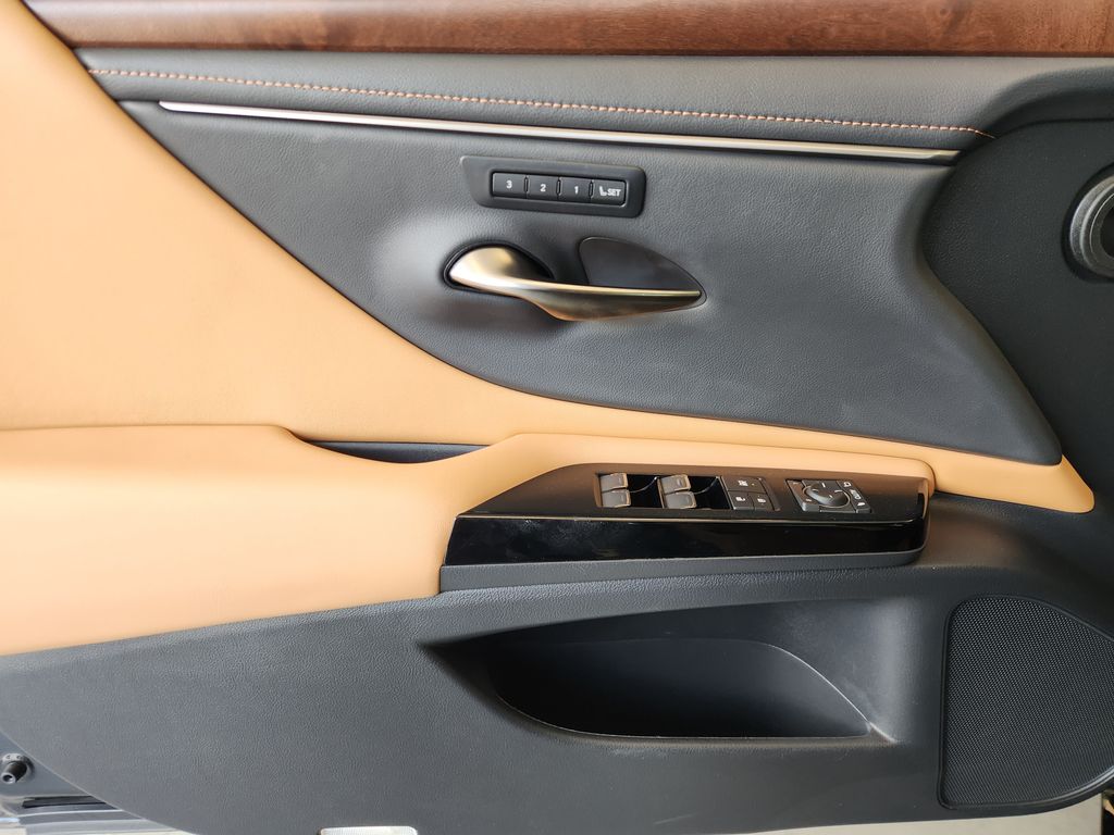 2024 Lexus ES 350 Black at Westside Lexus