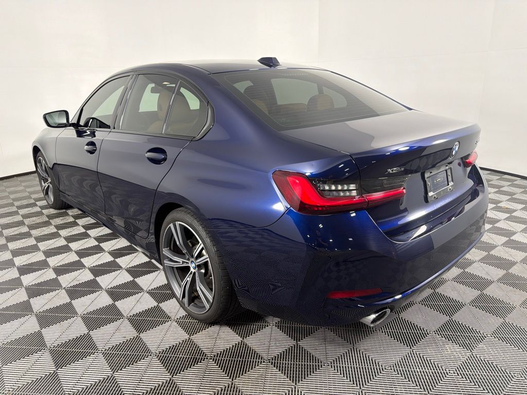 Thumbnail: 2023 BMW 3 Series - 7