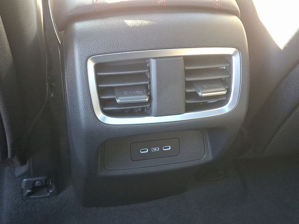 Thumbnail: 2025 Acura RDX - 11