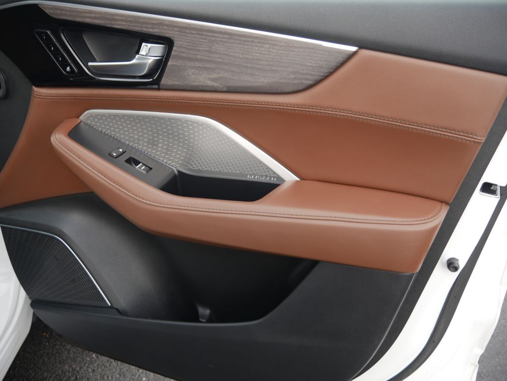 Thumbnail: 2023 Acura MDX - 26