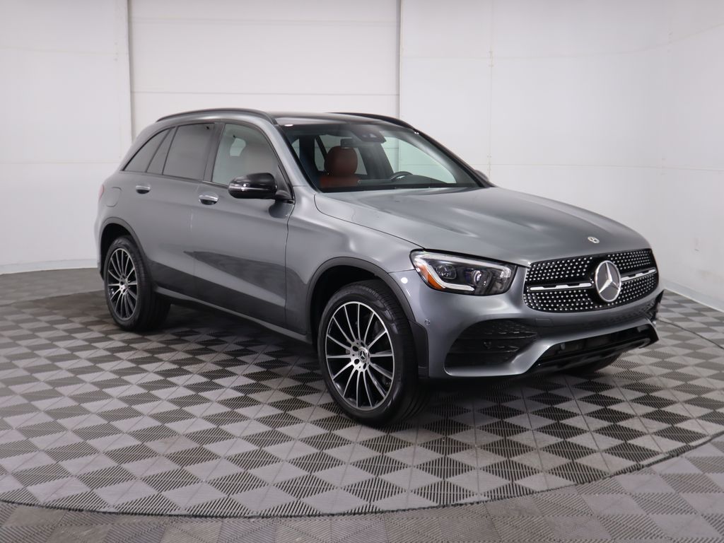 2021 Mercedes-Benz GLC 300 3