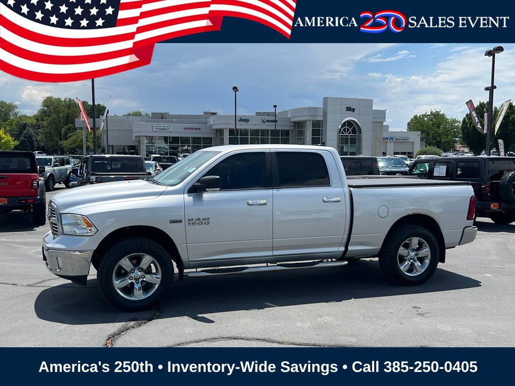 Bright Silver Clearcoat Metallic 2015 RAM 1500 Pickup Truck Four-Wheel Drive 8-Speed Automatic