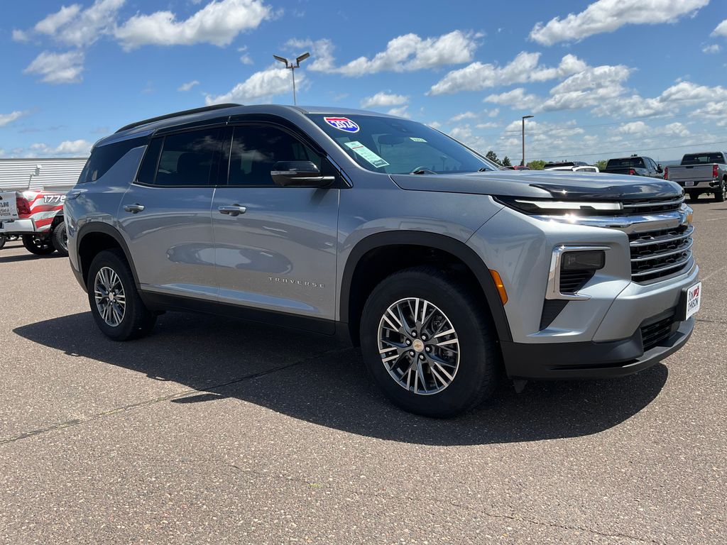 Sterling Gray Metallic 2024 Chevrolet Traverse SUV / Crossover Four-Wheel Drive 8-Speed Automatic