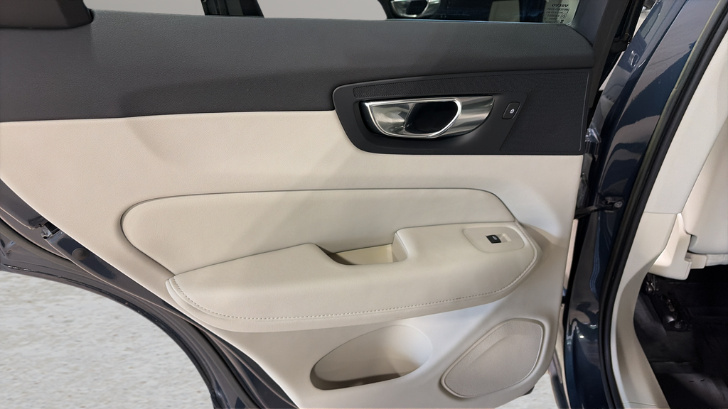 2023 Volvo XC60