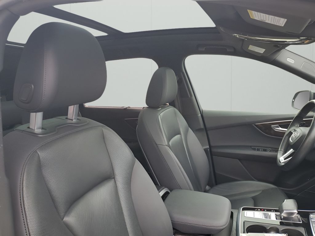 Used Car 2020 Audi Q7  55 Prestige For Sale Under $30,000 In Austin, Texas