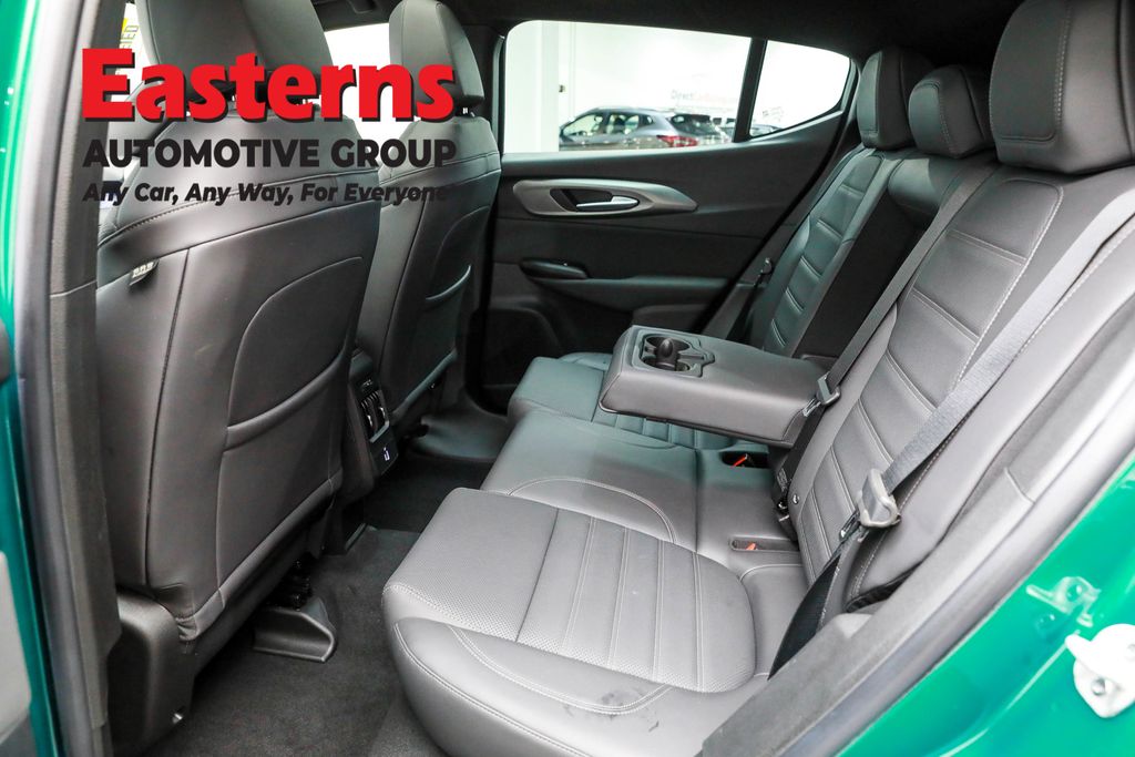 Used 2024 Green Alfa Romeo Veloce image 22