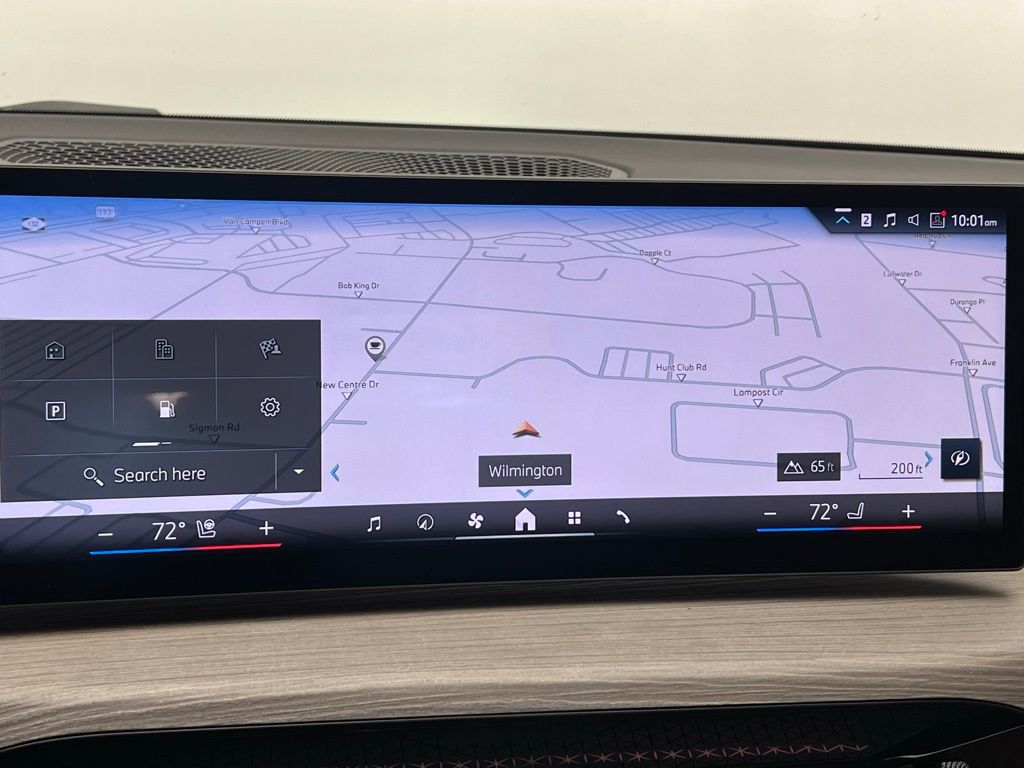 Thumbnail: 2025 BMW 3 Series - 13