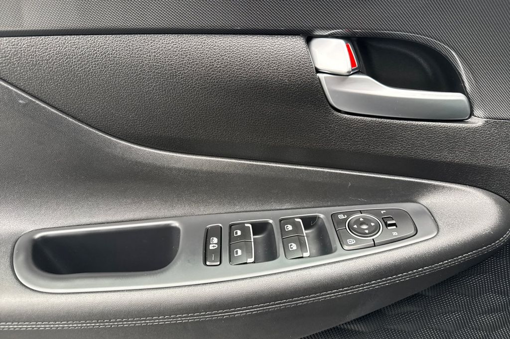 used 2023 Hyundai Santa Fe car, priced at $21,987