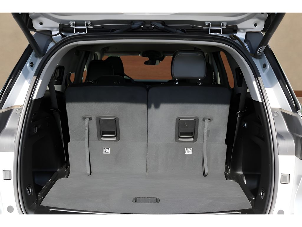 Used Car 2023 Jeep Grand Cherokee L  Limited For Sale Under $35,000 In Austin, Texas