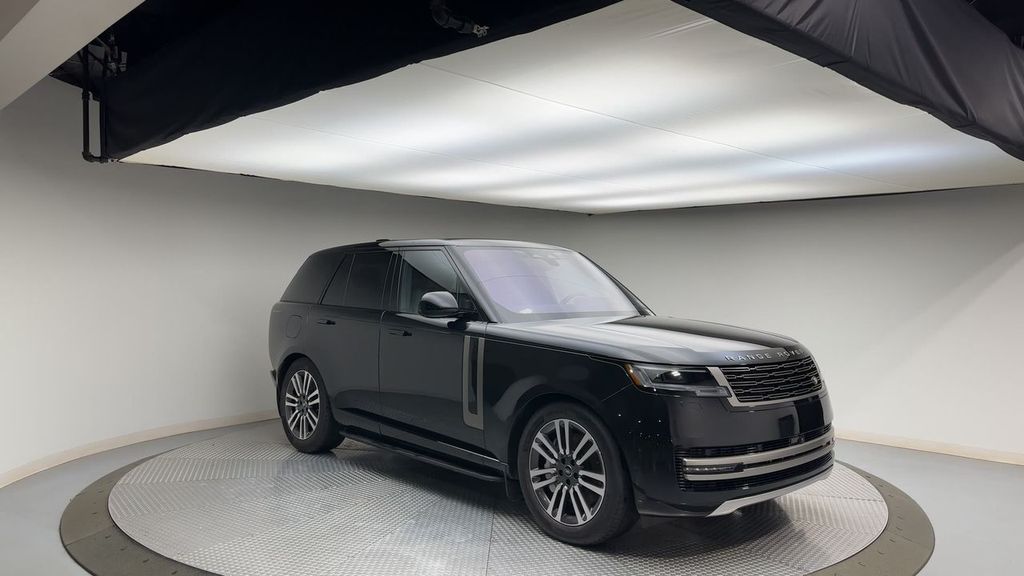 Thumbnail: 2023 Land Rover Range Rover - 2