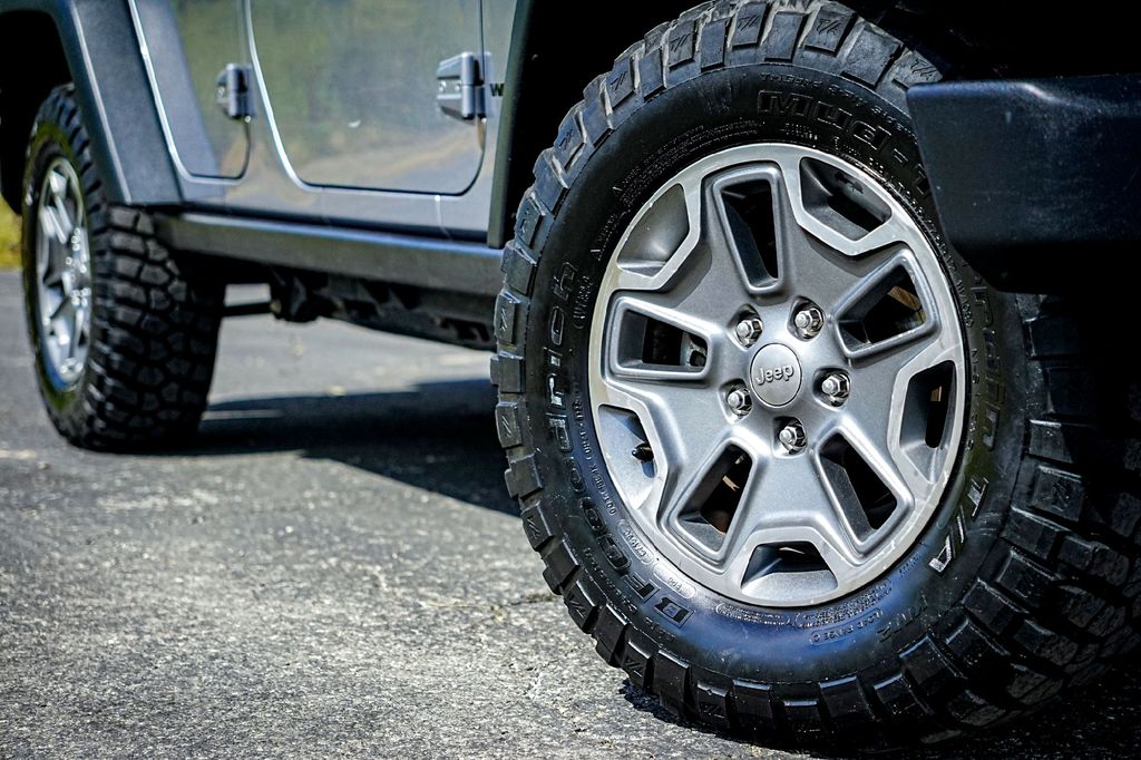 Used Car 2014 Jeep Wrangler  Unlimited Rubicon For Sale Under $25,000 In Taylor, Texas