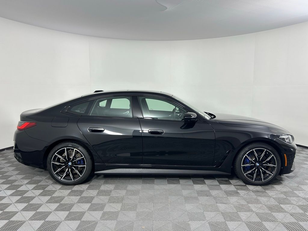 Thumbnail: 2025 BMW i4 - 4