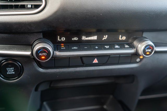 2024 Mazda CX-30 2.5 S Select Sport White at South Hills Kia