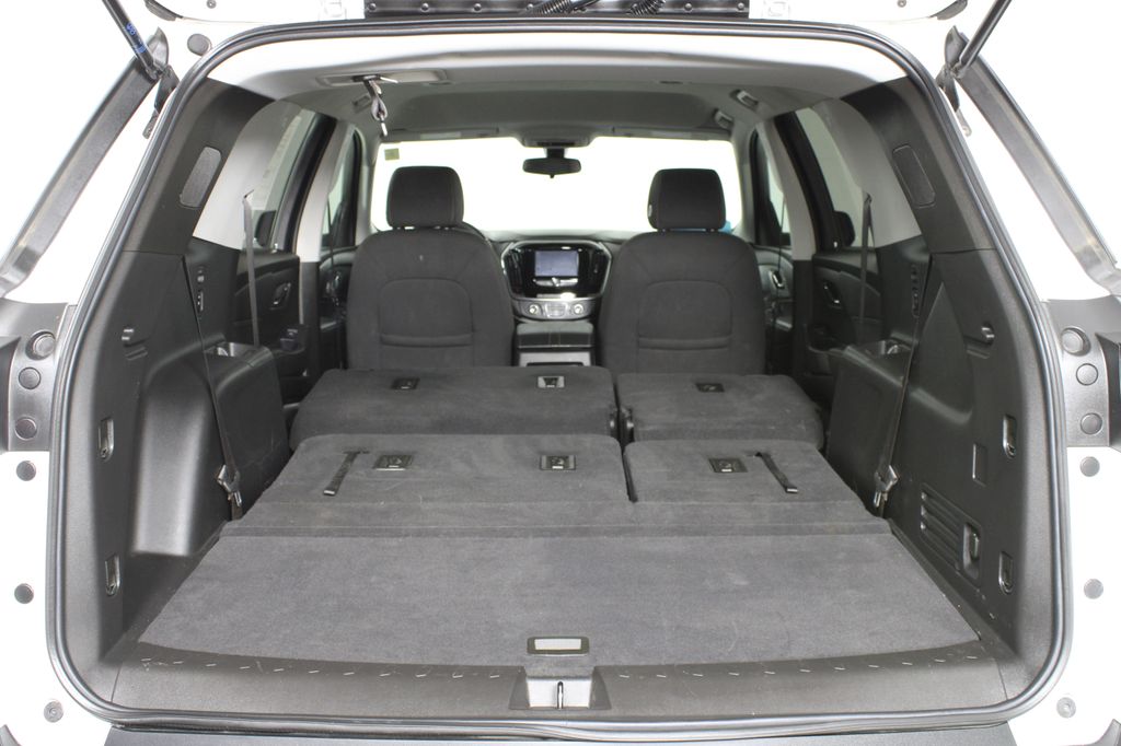 Used 2021 Chevrolet Traverse for sale in 