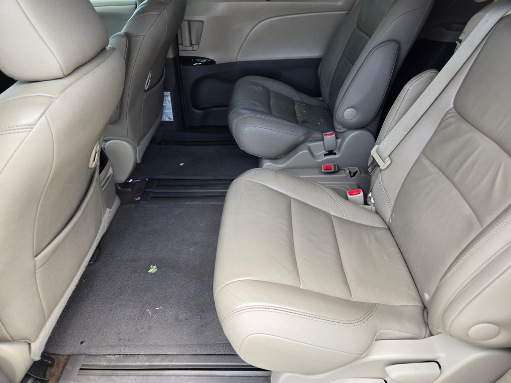 car-gallery-28