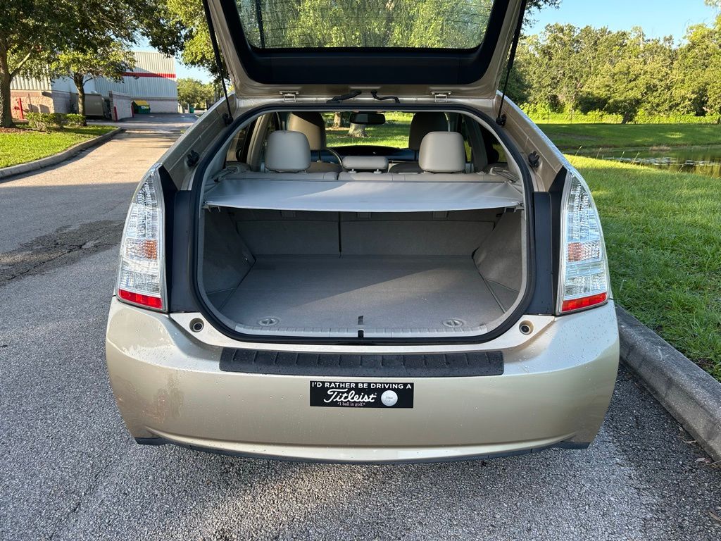 Thumbnail: 2010 Toyota Prius - 10