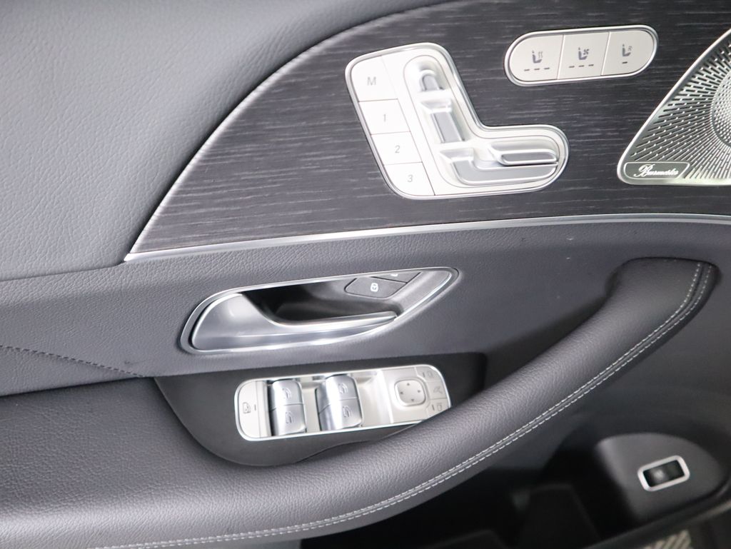 Thumbnail: 2026 Mercedes-Benz GLE - 25