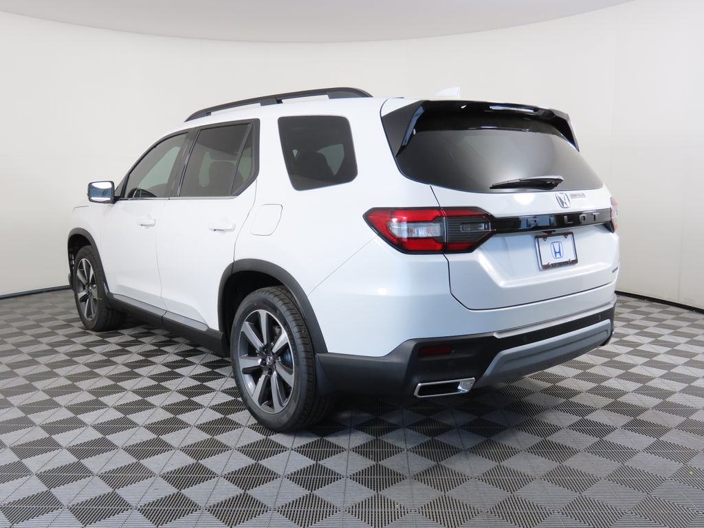 2025 Honda Pilot Touring 7