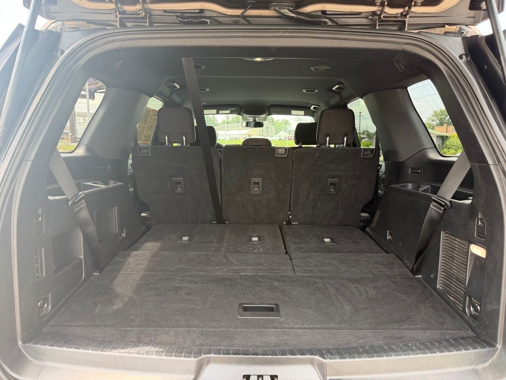 Certified Used 2018 Gray Ford XLT image 13