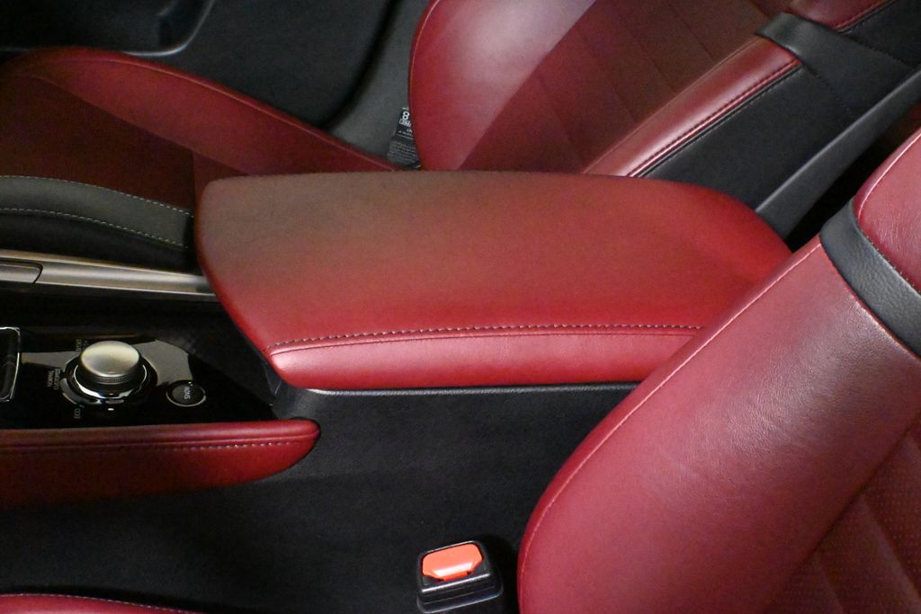 2020 Lexus GS 350 28
