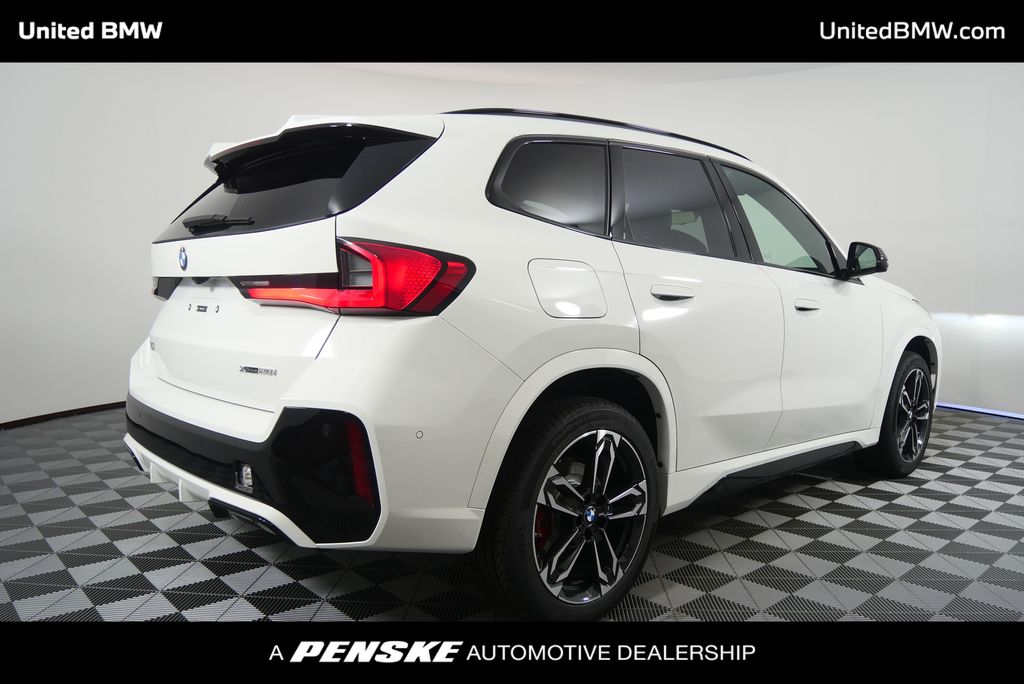 Thumbnail: 2026 BMW X1 - 3