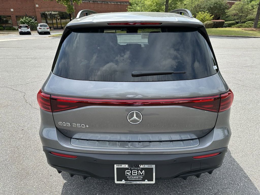 2024 Mercedes-Benz EQB 250+ 7