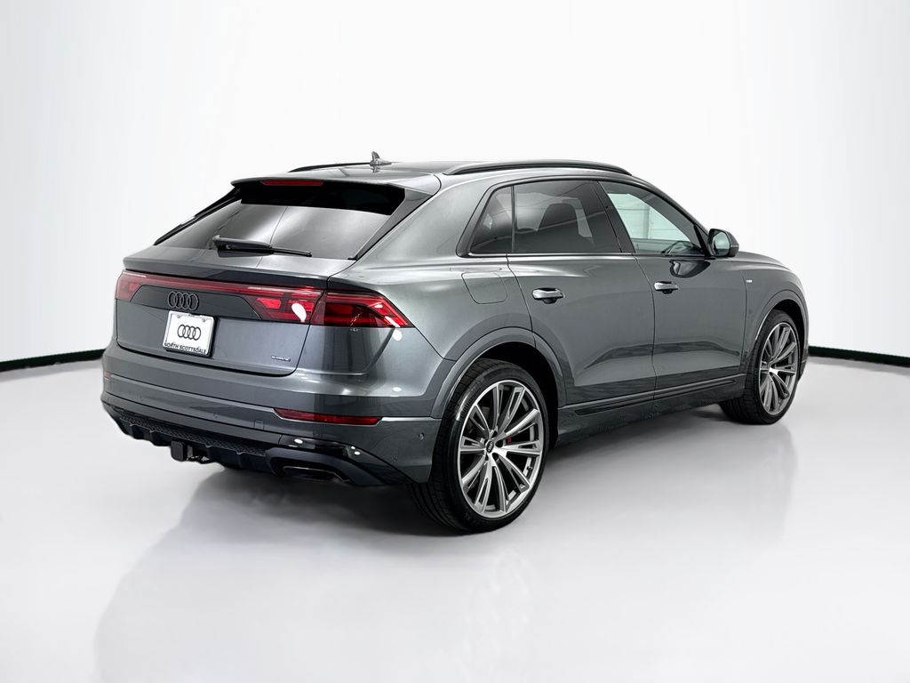 Thumbnail: 2026 Audi Q8 - 5
