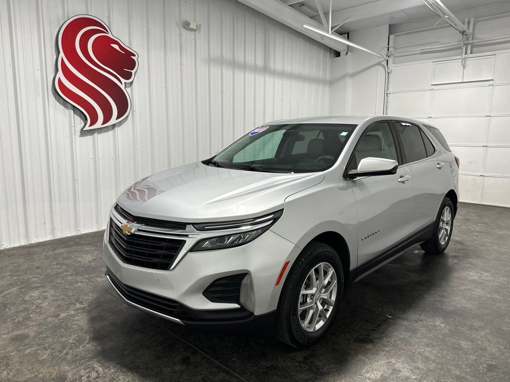 Silver Ice Metallic 2022 Chevrolet Equinox SUV / Crossover Four-Wheel Drive 6-Speed Automatic Overdrive