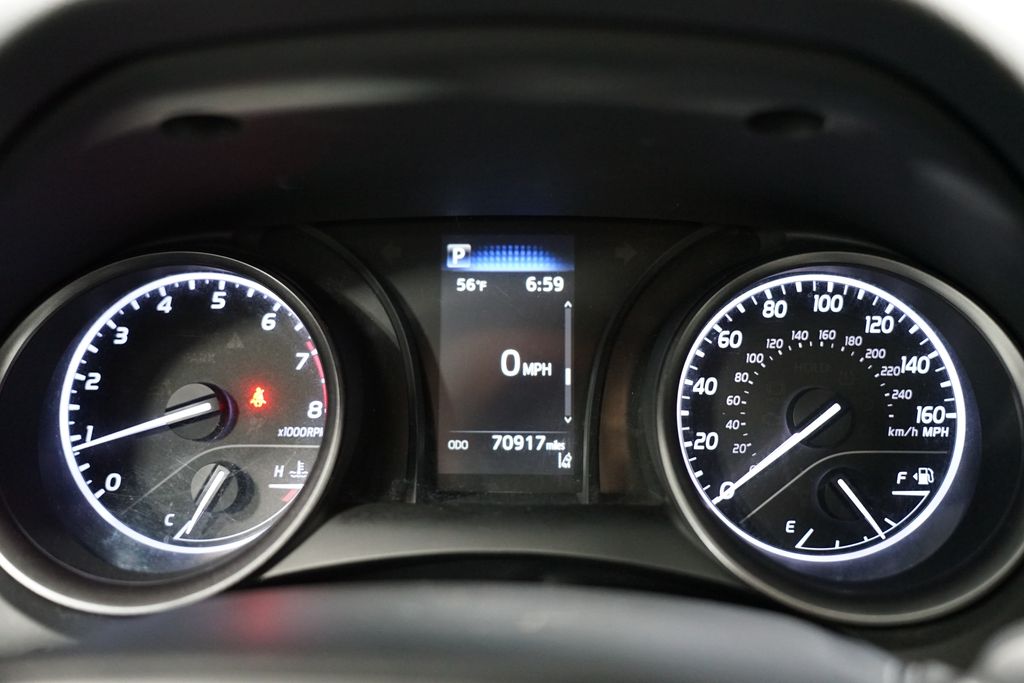 2023 Toyota Camry SE 16