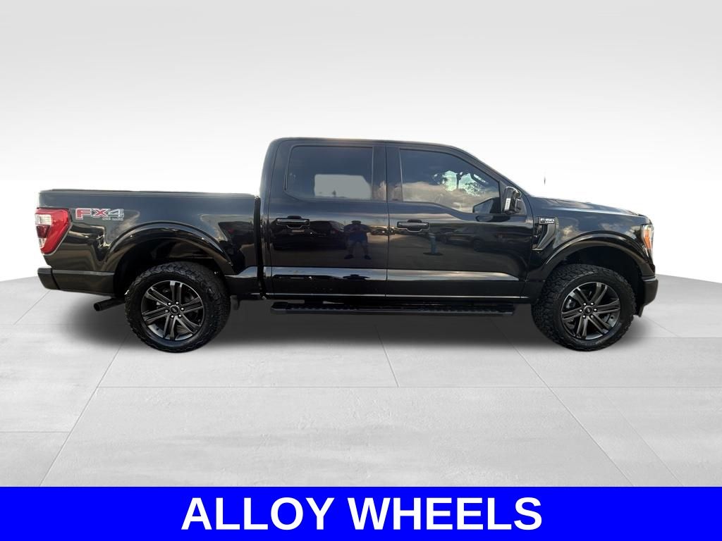 View vehicle photo 3