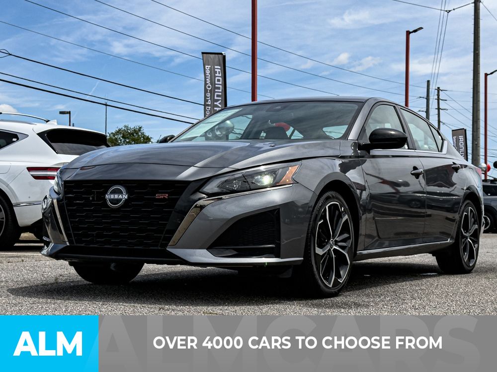 Used 2024 Gray Nissan 2.5 SR image 2