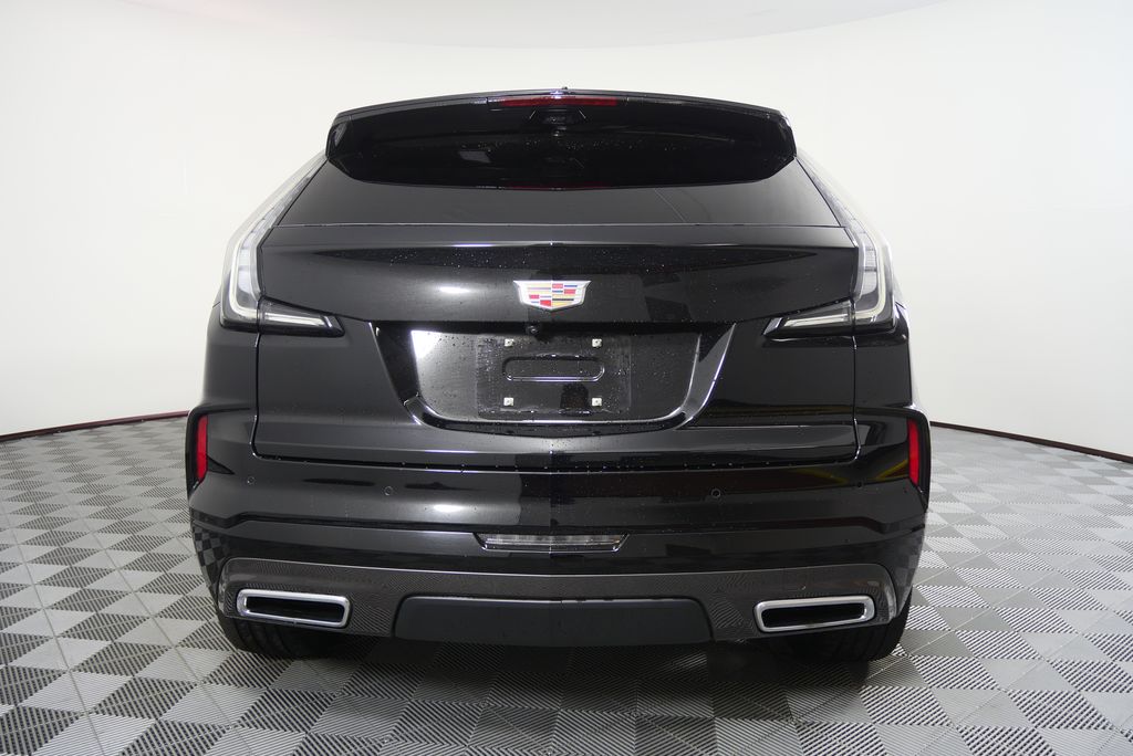 Thumbnail: 2024 Cadillac XT4 - 4