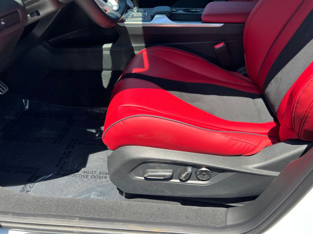 Thumbnail: 2025 Acura TLX - 14