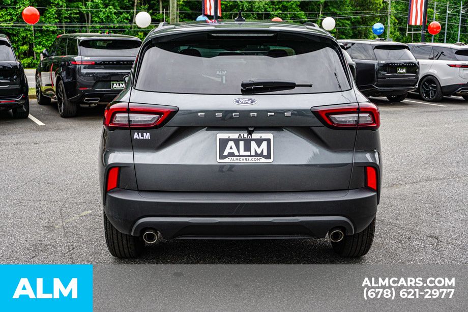 2026 Ford Escape ST-Line - Photo 11