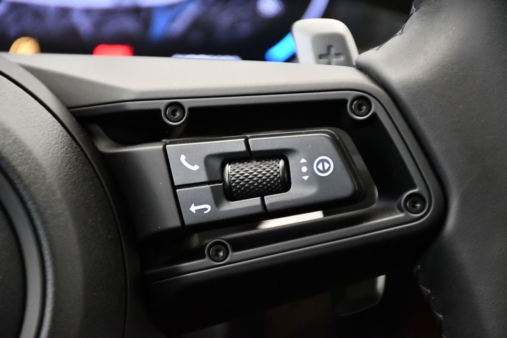 Thumbnail: 2026 Porsche Panamera - 24