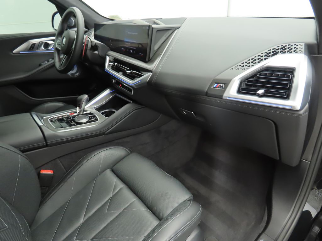 Thumbnail: 2025 BMW XM - 16