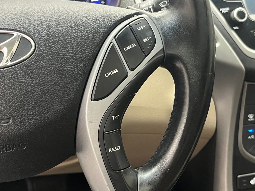 Thumbnail: 2016 Hyundai Elantra - 13