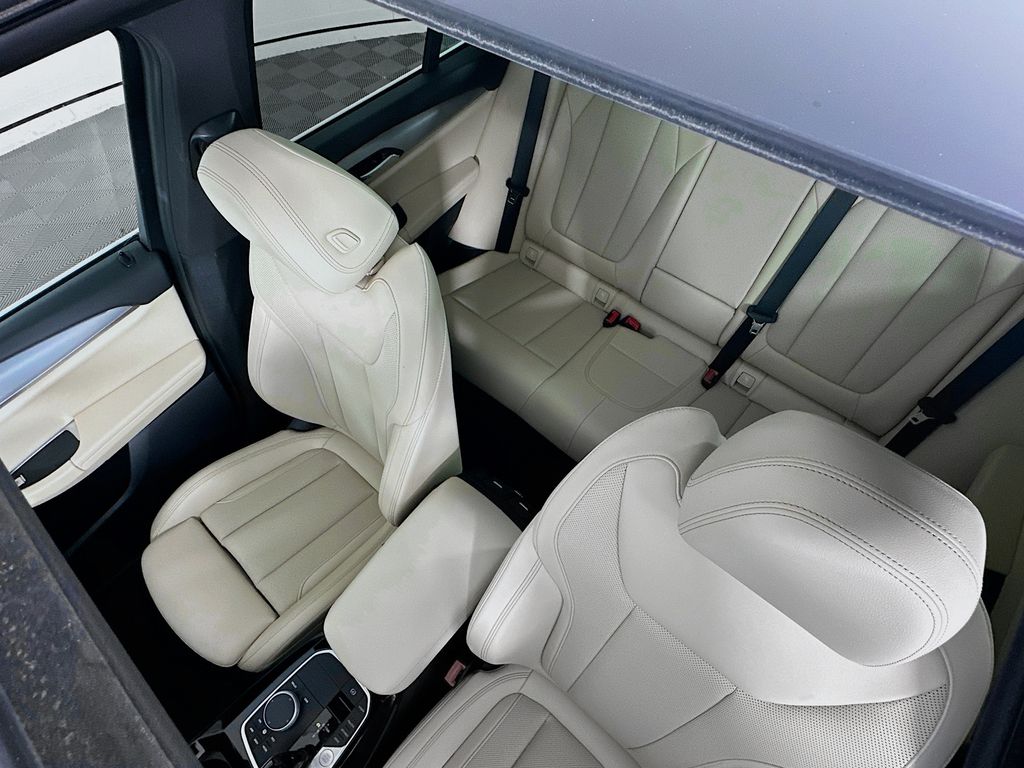 Thumbnail: 2023 BMW X3 - 22