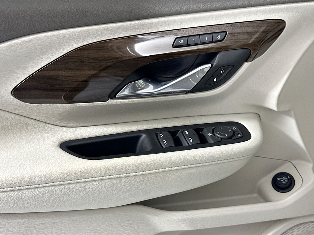 Thumbnail: 2020 GMC Terrain - 24