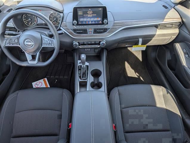New 2025 Nissan Altima Sedan