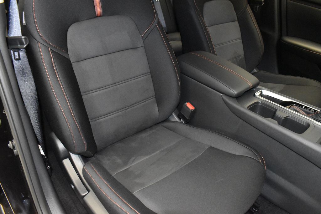 Thumbnail: 2025 Nissan Sentra - 25