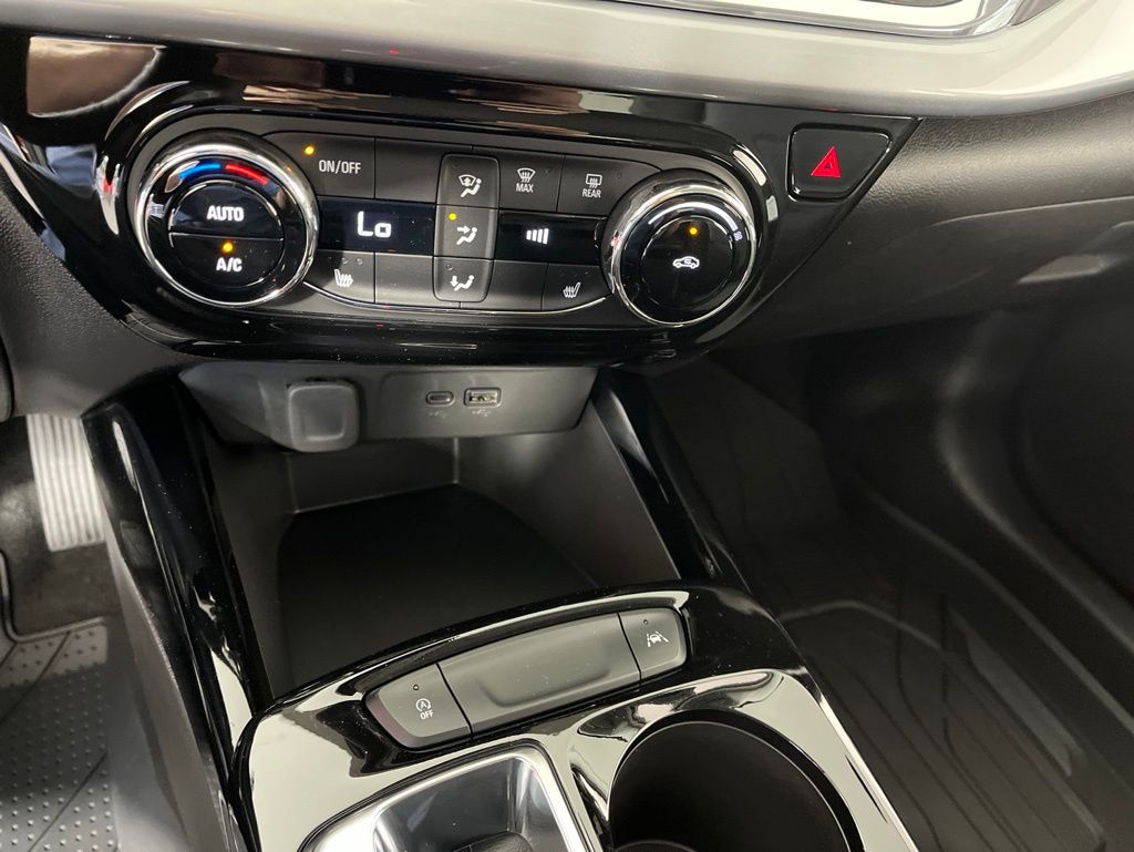 Thumbnail: 2026 Chevrolet Trax - 28