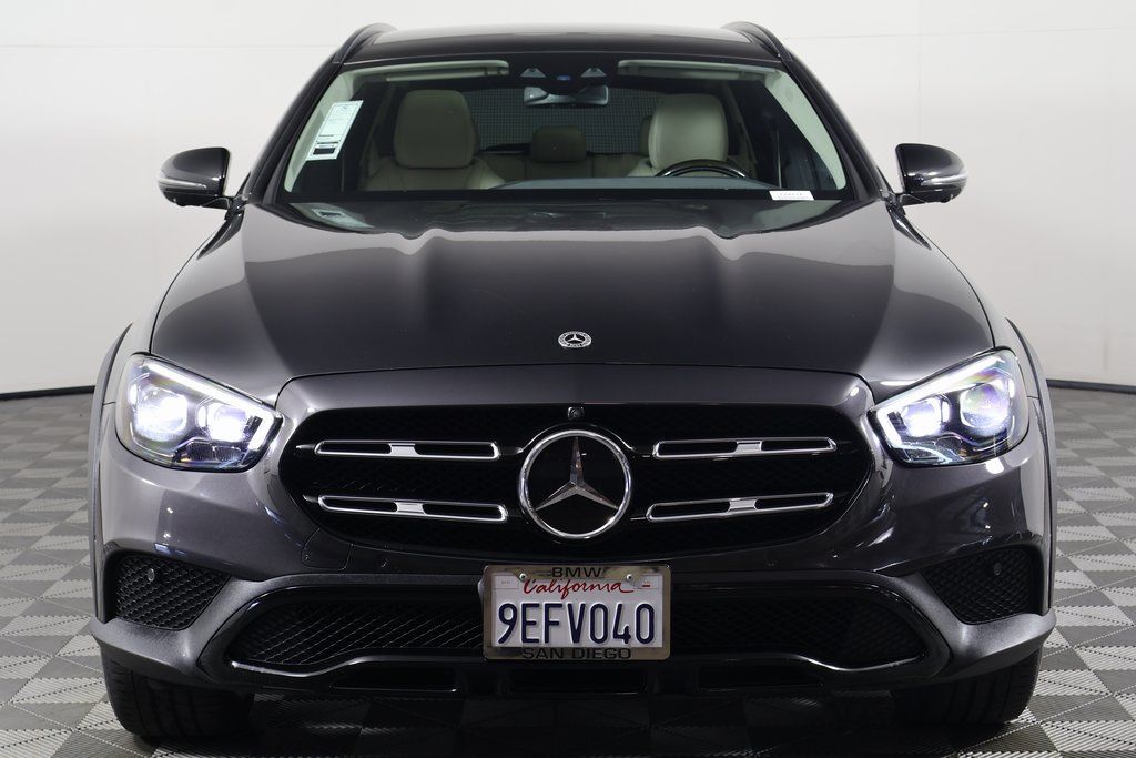 Thumbnail: 2022 Mercedes-Benz E-Class - 2