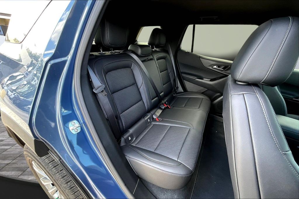 2026 Chevrolet Equinox LT - 10