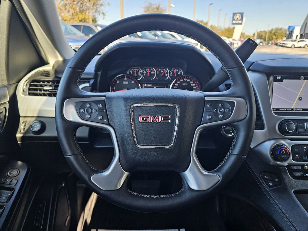 2016 GMC Yukon SLT 14