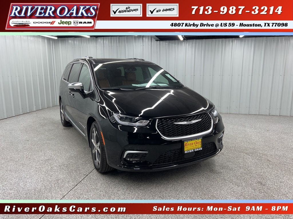 Diamond Black 2026 Chrysler Pacifica Pinnacle FWD Minivan Front-Wheel Drive 9-Speed Automatic
